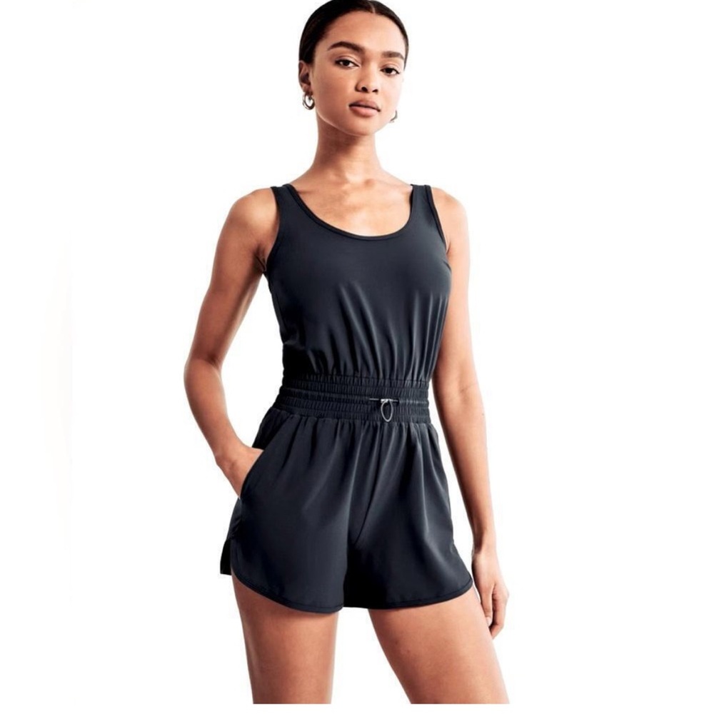 Abercrombie traveler romper